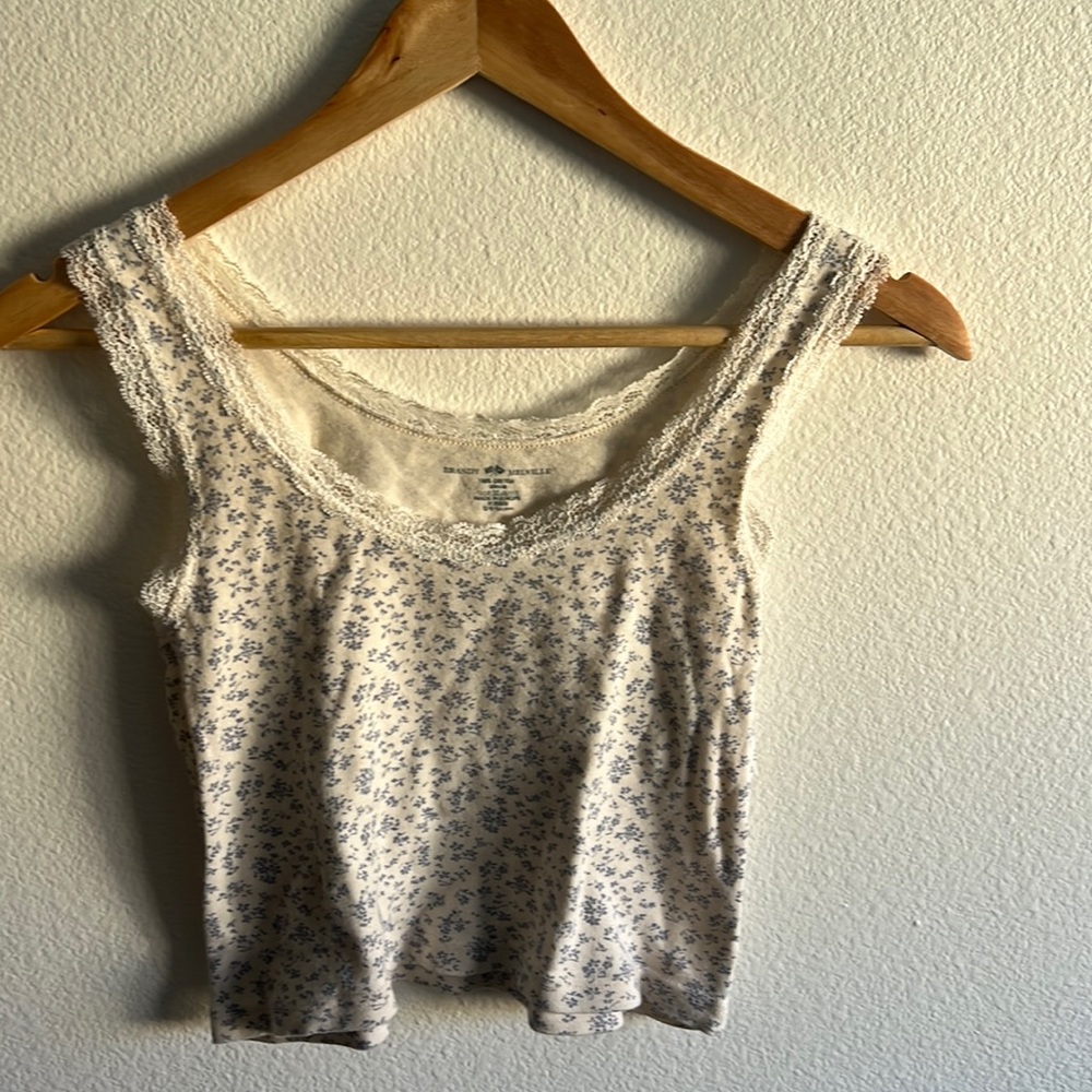 Brandy Melville Crop Top with Lace ✨💜